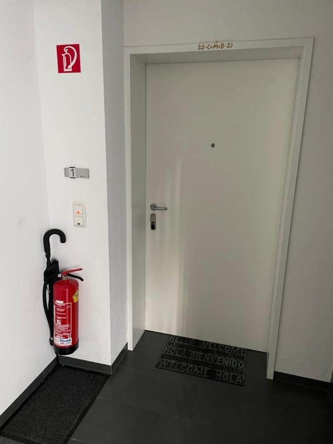 Moderne Stadtwohnung Inkl. Tiefgaragenplatz Bregenz Esterno foto